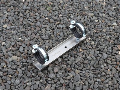Adapterplatte für Ausgleichsbehaelter